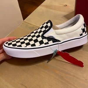 brand new checkered slip on vans